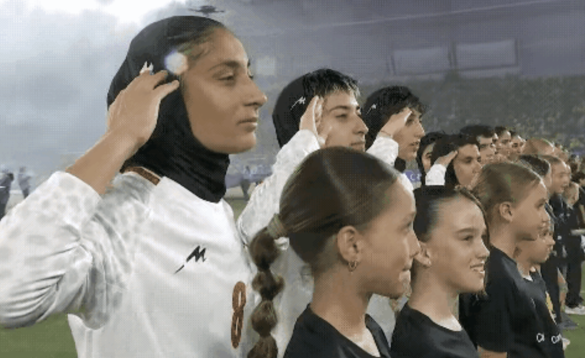 悲情！伊朗女足含泪参加亚洲杯 惨遭打爆:2连败+总分0-7 射门4-63